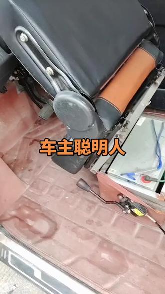 想拆这个电池不容易哦!