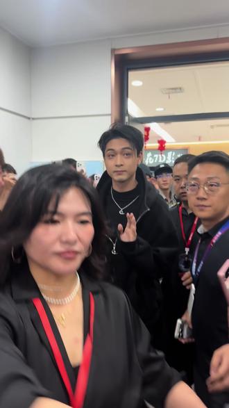 #秦霄贤 #郭聪明 #郭聪明包头现场演唱会 厕所偶遇秦霄贤