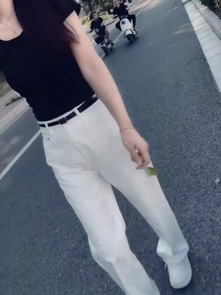 【木木夕】窄版阔腿牛仔裤女2025新白色高腰显瘦宽松百搭直筒拖地裤#夏天穿搭 #夏天该有的样子 #自信的女人最美丽 #随意穿搭 #酷酷的小姐姐