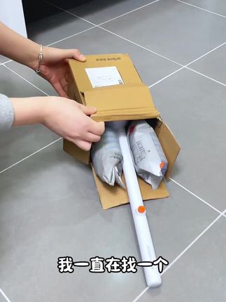 拿起手柄就自动开盖,放下就自动合上,完全不脏手#一次性马桶刷 #卫生间好物 #清洁神器 #关注我每天分享小妙招