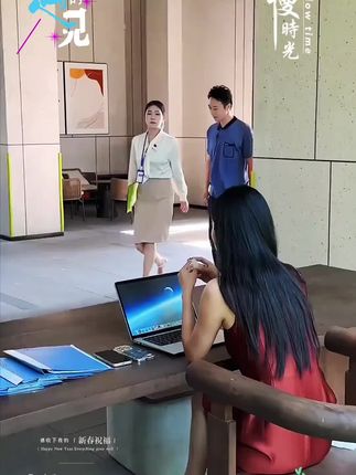 #张予曦毕雯珺真拍了红裙抱 #张予曦的定妆魔法 #深情眼 #毕雯珺 #张予曦毕雯珺