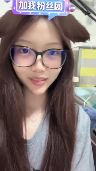 猫猫晴回应,林树流鼻血的原因是,鼻黏膜太脆弱了,与手术无关。 话说换药很疼吗?肯定有换过的兄弟~#林树三角洲行动 #林树 #三角洲行动 #天霸猫猫晴 #林树停播 @林树(三角洲行动) @天霸猫猫晴(三角洲行动)