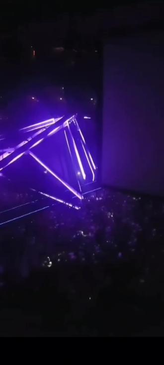The weeknd A lonely night live
#theweeknd #weeknd演唱会 #盆栽哥 #威肯 #weeknd