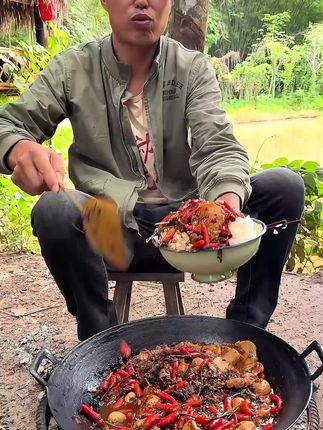 包峰的山村生活