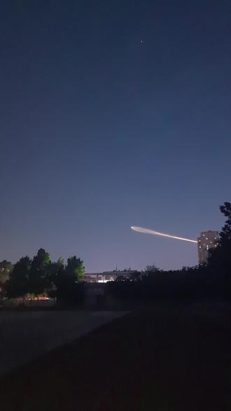 5月12日,晚8:03分,济南上空不明飞行物 #热门 #奇异天象 #不明飞行物 #ufo飞碟