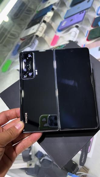 #荣耀magicv2 #iphone14promax #手机置换回收 荣耀MagicVs 12+256 #手机回收 #喀什