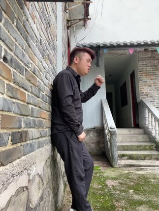 #移情别恋   我在这里凤你来，新接的山庄，正在改造中……