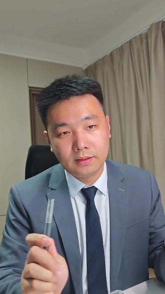 被狗追车吓摔伤,狗主人为啥要赔? #大型犬追赶路人导致摔倒 #摔伤 #狗追车 #饲养动物损害责任 #郑州律师