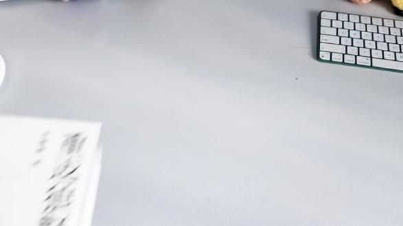 准备买书收藏的朋友们,注意擦亮双眼啊!!#重返狼群 #李微漪 #李微漪和格林的故事