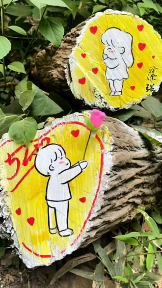 画一对热恋的小情侣,希望大家都能幸福 #画画 #520 #治愈系#抖音青年艺术家计划 #上热门