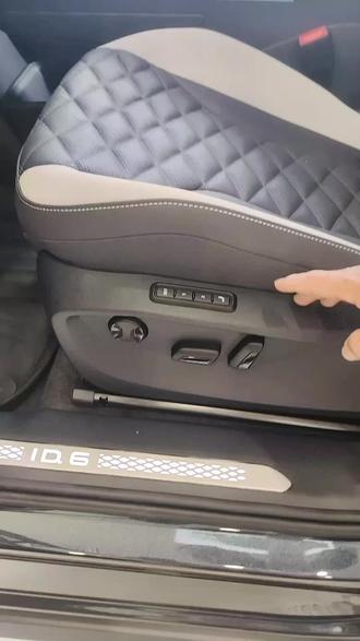 尊敬的ID准车主们,对于前排座椅记忆功能不知道如何操作的,这边详细给大家介绍一下。#一汽大众id种草 #id4纯享版145900限量购#ID长续航版江浙沪特惠