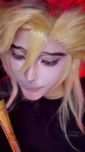 童磨详细眼妆妆教来了 磨磨头眼妆妆教终于生出来了,依旧干货满满大家记得💗⭐️,下期想看什么记得告诉我,主打一个听劝#热门cos妆教程 #cos妆教 #童磨cos #鬼灭之刃 #二次元