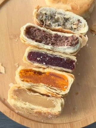 #月饼 酥皮黄庄月饼!