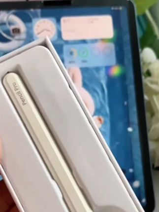 ipad Air7电容笔居然可以磁吸充电了,使用也很流畅不断触,而且也支持全屏防误触!#电容笔 #iPadmini7 #iPad电容笔 #强烈推荐 #数码科技