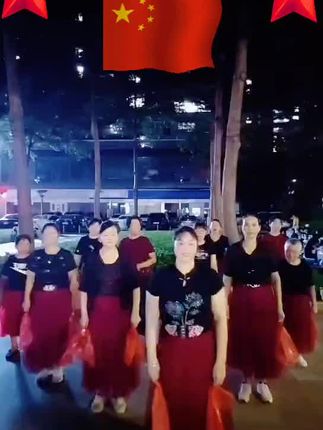 《祖国你好》完整版广场舞。袋子舞。舞队精神,#快乐分享 快乐就这么简单,提前祝大家国庆节快乐@DOU+小助手