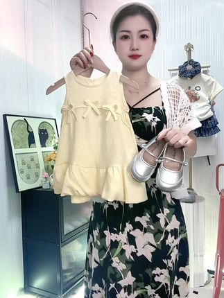 #高品质童装 #骗你生女儿 #厂家直发品质保证 #面料柔软丝滑 #女童连衣裙公主裙 特调马卡龙奶黄包颜色,显白高级,品质不输品牌货!日常、生日、参加婚宴皆可穿出人前显贵即视感,送人自留倍儿有面~关键是物美价廉。有女鹅的赶紧冲~~~