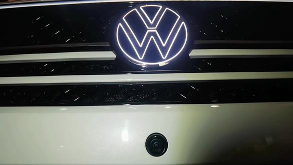 大众揽巡升级原厂360.座椅加热#汽车改装升级 #专业的事交给专业的人 #无损改装 #360全景影像