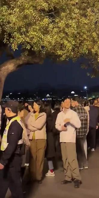 #许我耀眼 #赵露思 #陈伟霆 #赵露思 #许妍