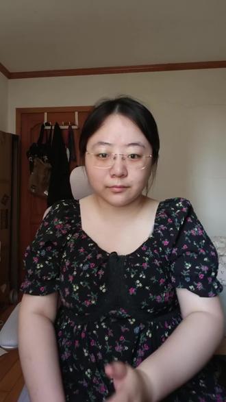 等着吧 我的减肥沐浴露要到了! 有点干巴的视频 配水喝 拍一下预瘦视频哈哈哈
已跟随@野猪娘娘 #减肥 #减肥逆袭 #预瘦转场 #