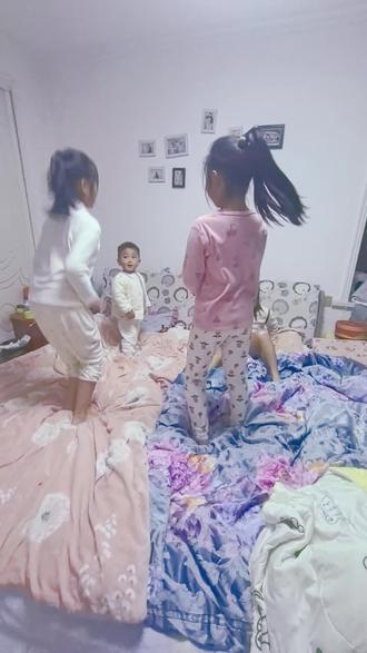 爱的桥段 叫我怎么写 #一起长大一起玩耍