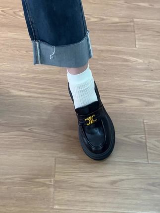 跟高6厘米圆头显脚小#软底软面穿上超舒服 #哎哟喂你鞋真好看 #脚宽脚胖都可以 #乐福鞋 #小皮鞋