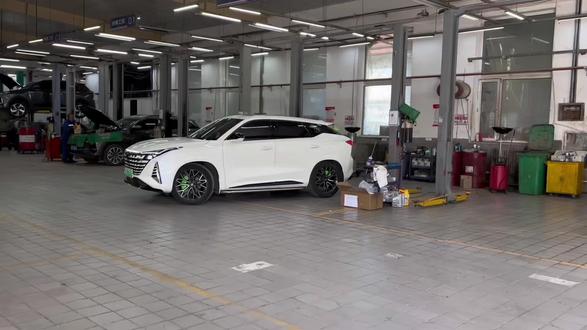 提车必备密封条,有效隔绝灰尘和水渍的进入#长安UNIZ #长安汽车 #密封条 #b柱密封条 #汽车用品