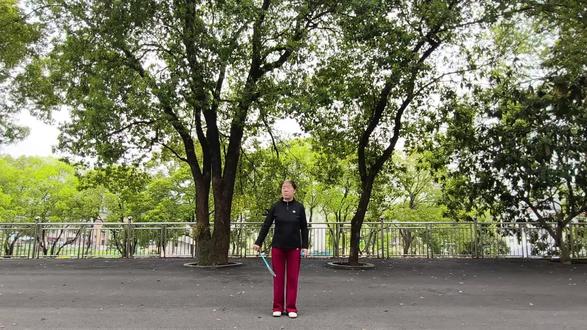 久久星柔力球基本功训练营直播教学打卡+《左右摆动》第九期第48次打卡@久久星柔力球 @柔力球教学 #柔力球 #柔力球周周 #柔力球打卡 #柔力球入门