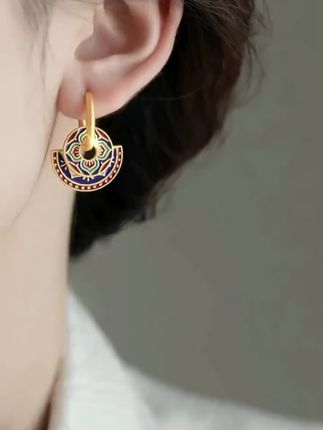 铜合金珐琅耳饰 新中式彩绘滴釉耳环小众复古国潮耳钉设计感耳扣#黑钻故事会小程序输入口令 #乌梅短篇小程序进入 #机智的一笔小程序 #微信小程序游戏排行榜
