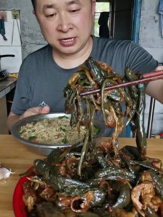 酱咸菜挂在下面小黄车里了,想吃的可以看看