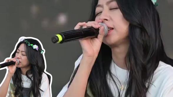 50岁的陈绮贞还宛如少女,一首《还是会寂寞》爆火至今 #陈绮贞 #还是会寂寞陈绮贞 #抖音精选 #hello时尚季 #抖音时尚开放麦