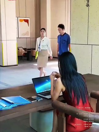 #张予曦毕雯珺真拍了红裙抱 #张予曦的定妆魔法 #深情眼 #毕雯珺 #张予曦毕雯珺