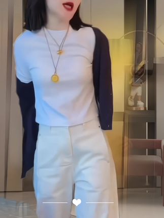 #百搭上衣 #早秋搭配 #洋气减龄
