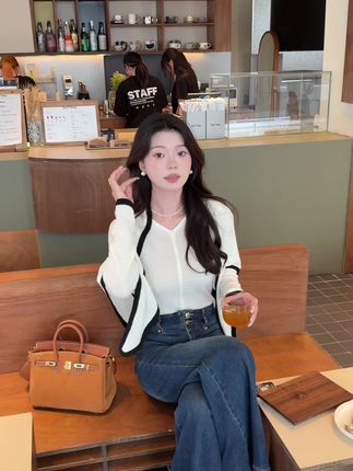 优雅气质多样性穿搭的韩系女主穿搭#气质范 #人群中的亮眼女孩怎么穿 #抖音推广 #气质这一块拿捏死死的 #早秋新款
