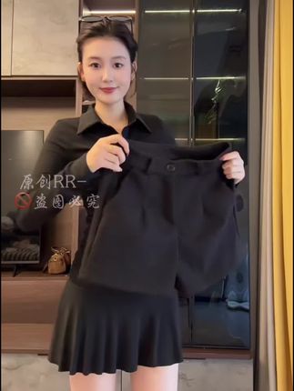 外穿毛呢短裤女秋冬款2025新款高腰大码A字靴裤显瘦配靴子阔腿裤#我要上热们 #看过来 #面料柔软舒适 #新款上新 #无限回购的宝藏单品