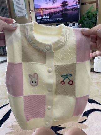 巨高品!才这个价就能入手一件高品的针织马甲#婴幼儿服饰 #针织马甲 #儿童针织马甲 #女童马甲