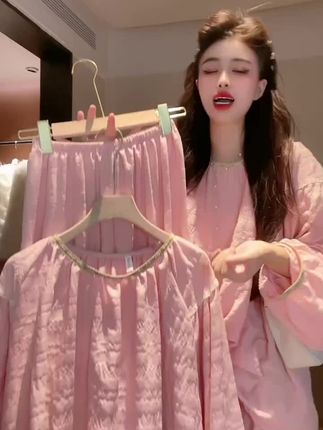 #家居服#睡衣穿上太好看啦!爆款带胸垫睡衣女老钱风家居服两件套装