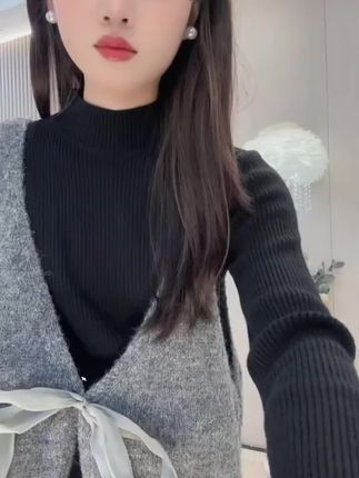 小孕妇们!我挖到宝了<这套孕妇裙套装穿上也太温柔了#孕妇装 #每日穿搭 #今天穿什么 #藏肉显瘦穿搭 #梨形身材穿搭
