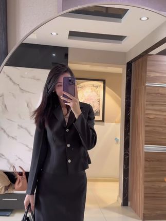 #气质穿搭 #御姐 #显瘦套装 #梨形身材穿搭 #遮胯遮腿型