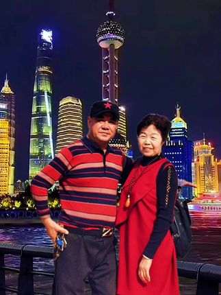 夜幕下的城市灯火辉煌,和你一起漫步,每一刻都值得珍藏。🏙️❤️ #无人机视角下的世界