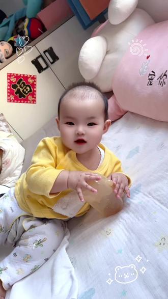 慢点长大吧,这个世界不缺大人,希望你永远自由快乐无忧无虑平安健康我的宝贝