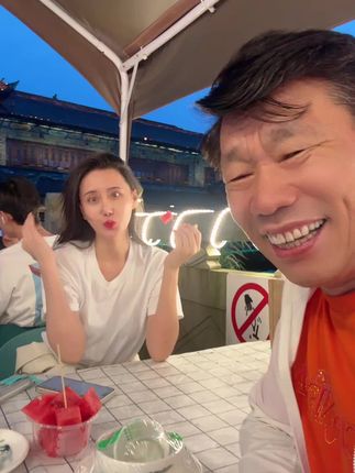都江堰蓝的眼泪 #拍摄现场 #剑走偏锋 #演员杨清文 @演员吴晴 @是小小杨哇