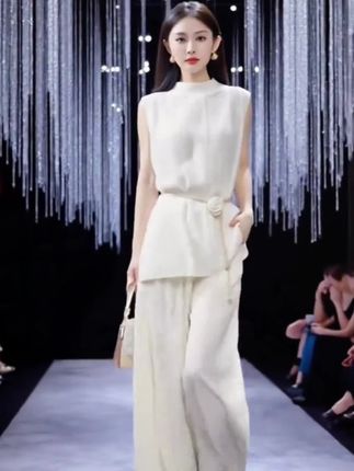 #气质女神穿搭 #时尚法式洋装~白色休闲背心亚麻套装裤新款夏季时尚减龄小洋装阔腿裤两件套 #休闲背心亚麻套装#阔腿裤套装#洋气套装