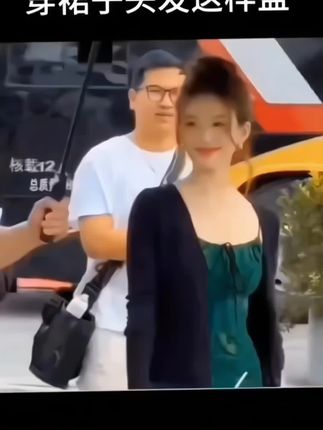 出门上班,逛街聚会都适合的三款气质百搭发型 #头饰发饰 #发簪这样戴好美 #发簪盘发#发簪 #简单好看发型