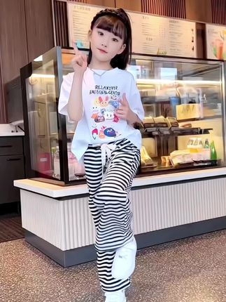#潮酷穿搭 #条纹阔腿裤#小清新穿搭 #时尚休闲