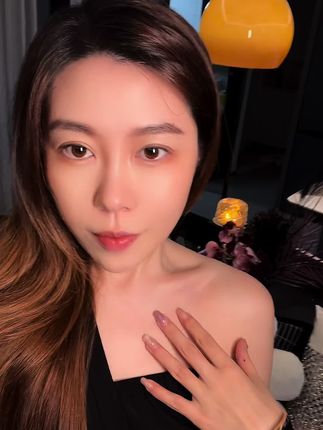 跟着女明星打卡准没错,露思你是真的牛!#逆袭 #露思同款 #炫腹贴 #艾上山野