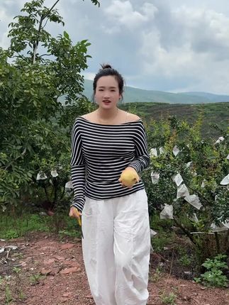 #新鲜采摘 #优质农产品 #四川会理软籽石榴 #助力果农
