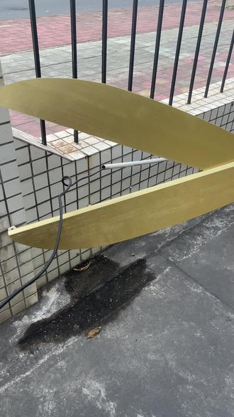 华为随身WiFi 安装宽带简单的方法来了,就是这个华为随身WiFi Pro版本了,网速高达300Mbps,搭载鸿蒙系统和海思芯片,适合家里没宽带没路由器的人,也适合手机每月流量不够用的人#华为新春礼#一马当先年年有为#抖音年货节#华为随身wifi3pro#随身wifi推荐