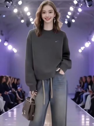#粉丝投稿秋季服装测评#被秋日氛围感穿搭拿捏了#如何通过穿搭摆脱路人感#百搭上衣