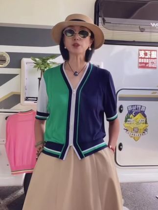 时尚拼色针织开衫出游服装女#谁穿谁好看 #品质女装 #修身显瘦
