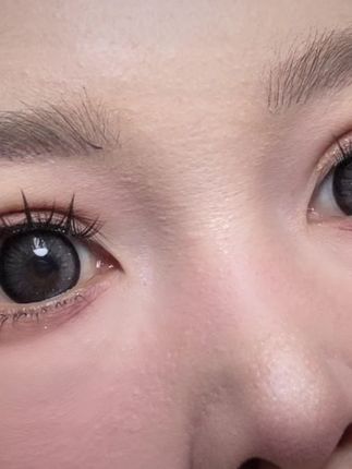 姐妹们,这款下睫毛是我贴过最细最细的,贴上去纯欲又自然~#假睫毛 #下睫毛